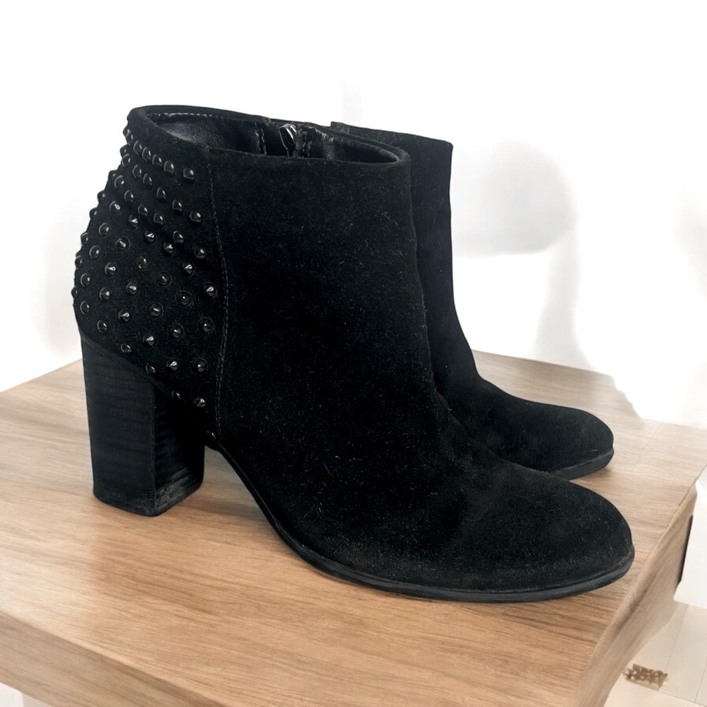SCHUTZ Women’s Size 9 Annalee Black Studded Moto Style Heeled Ankle Boots Zip
